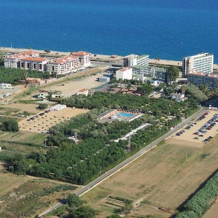 Camping El Camell Pineda de Mar Bagian luar foto